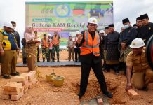 Gubernur Kepri Letakkan Batu Pertama Pembangunan Gedung LAM Kepri di Penyengat