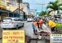 Jelang Nataru, Pemkab Asahan Perbaiki Jalan Inti Kota