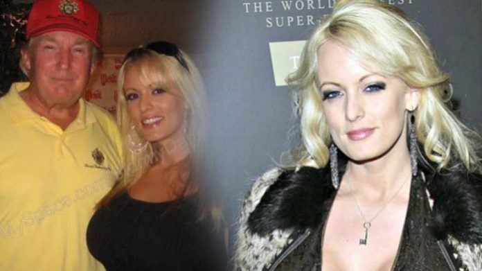 Donald Trump Menyuap Bintang Porno