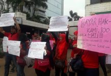 Pesangon Belum Dibayar, Eks Karyawan 7-Eleven Unjuk Rasa