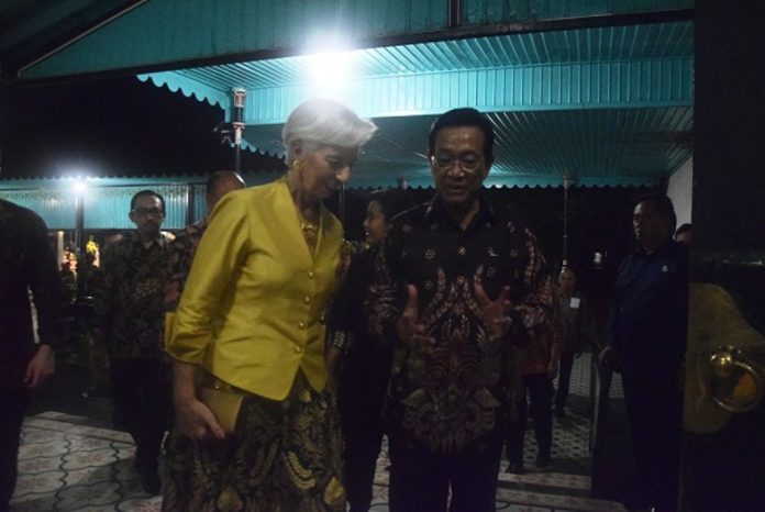 Christine Lagarde Menemui Sri Sultan HB X di Kraton Ngayogyakarta