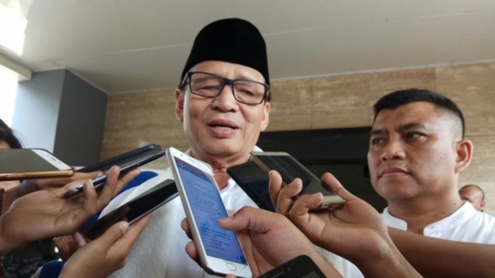 Gubernur Banten Wahidin