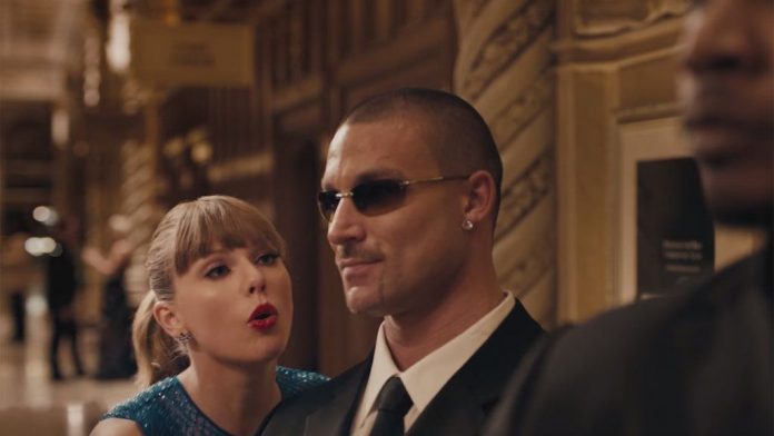 Kevin Falk dan Taylor Swift