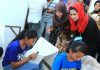 Puti Guntur Terkesima dengan Batik Gedok di Tuban