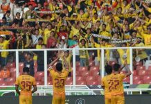 Tekuk Arema, Sriwijaya FC Boyong Piala Gubernur Kaltim