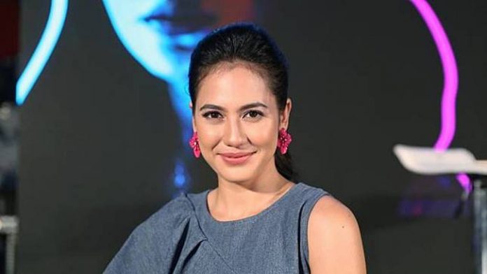 Pevita Pearce Menjadi Brand Ambassador Startup Zilinggo