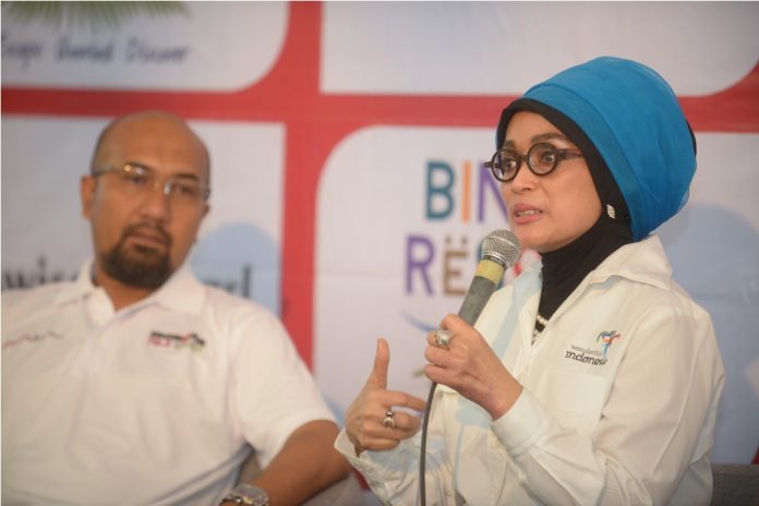 Deputi Bidang Pengembangan Pemasaran II Nia Niscaya