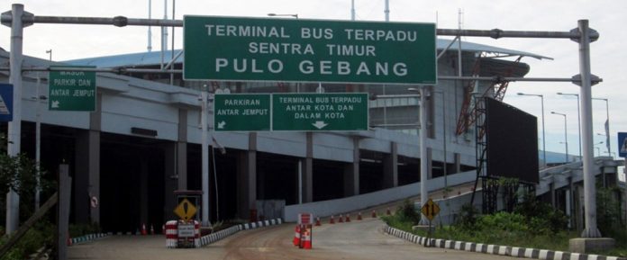 Terminal Pulo Gebang Masih Sepi