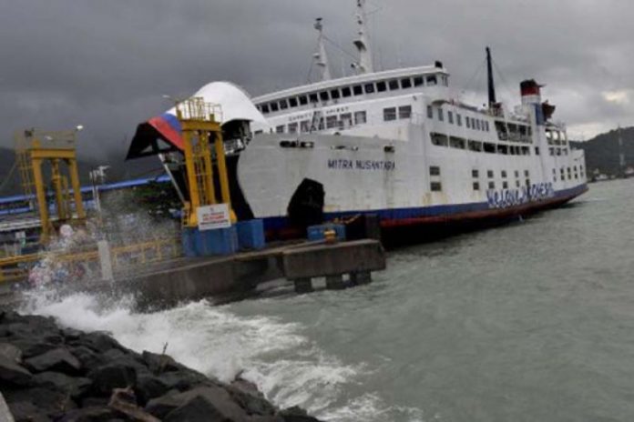 kapal_fery_mitra_nusantara