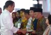 Cegah Sengketa Lahan di DKI, Jokowi Bagikan 10 Ribu Sertipikat