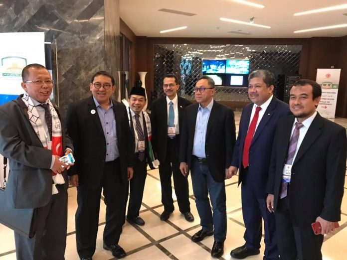 Fahri Hamzah bersama delegasi DPR