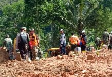 Evakuasi Korban Longsor Sukabumi Terus Dilakukan, 18 Tewas dan 15 Hilang