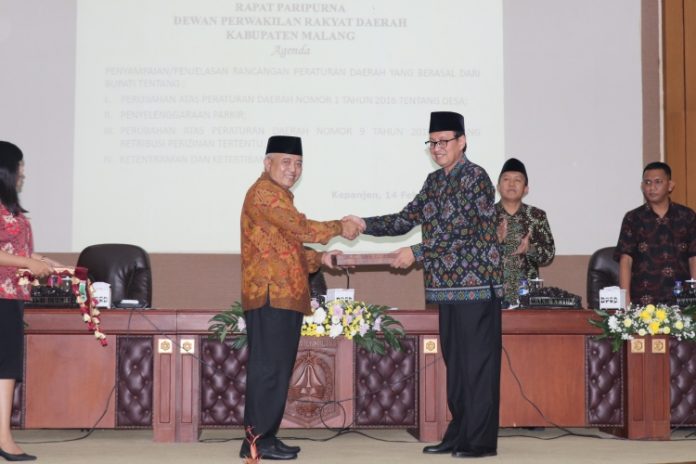 Sanusi-Bupati-Paripurna-DPRD-Malang