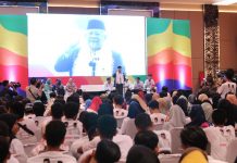 Ma’ruf Amin Disambut Ribuan Millenial di Palembang