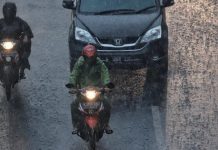 Waspada! BMKG Perkirakan DKI Hujan Disertai Petir dan Angin Hari Ini