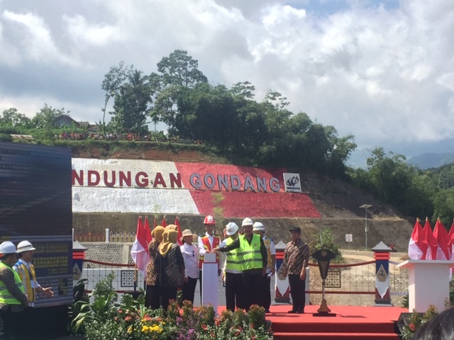 Foto Berita: Presiden Jokowi Resmikan Waduk Gondang