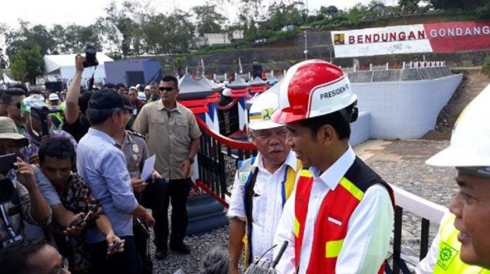 Jokowi Resmikan Bendungan Gondang
