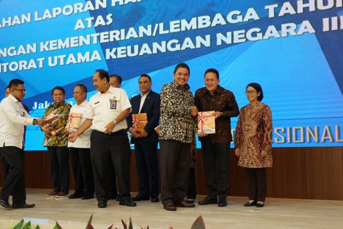 1906894-bekraf-kembali-raih-opini-wajar-tanpa-pengecualian