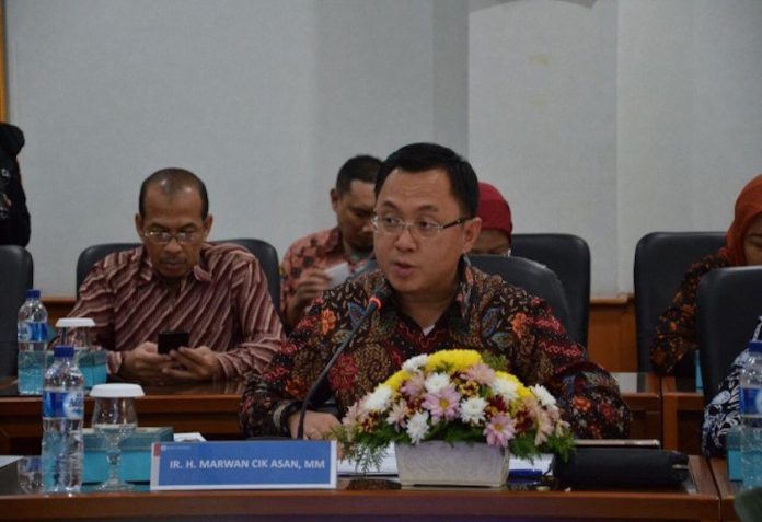 Wakil Ketua Komisi XI DPR Marwan Cik Hasan