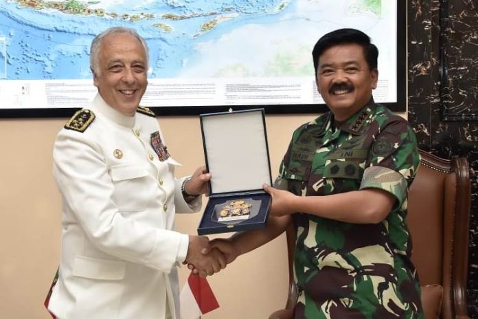 Panglima-TNI