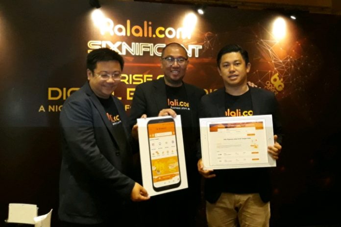 (dari kanan ke kiri) Joseph Aditya (CEO Ralali.com), Irwan Suryadi (CTO Ralali.com), Alexander Lukman (COO Ralali.com) Joseph Aditya (CEO Ralali.com), Irwan Suryadi (CTO Ralali.com), Alexander Lukman (COO Ralali.com)