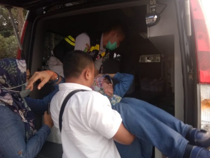 1 warga sipil terkena lemparan batu