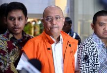 Pakai Rompi KPK, Wali Kota Medan Ditahan Wali Kota Medan Pakai Rompi KPK dan Ditahan