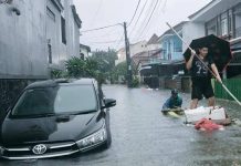 Ratusan Rumah Warga di Jaktim Terendam Banjir