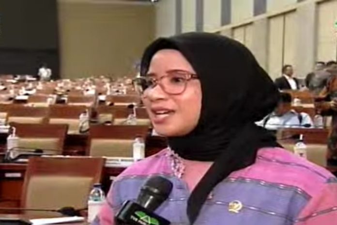 Ratih Megasari Singkarru Ratih Megasari Singkarru