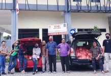 Ringankan Dampak Covid-19, KONI Surabaya Bagikan Sembako