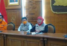 Tangani Corona, Pemprov Jatim Siapkan Rp 2,384 Triliun Khofifah dan Emil Dardak Jumpa Pers soal Penanganan Corona di Jatim