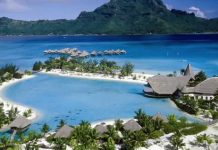 Kemenparekraf Harus Kembangkan Pariwisata Halal Indonesia Pariwisata Halal Indonesia
