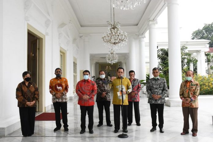 Bamsoet bersama 8 Pimpinan MPR Jumpa Pers di Istana Bogor Bamsoet bersama 8 Pimpinan MPR Jumpa Pers di Istana Bogor
