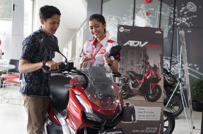 Ilustrasi Penjualan Motor