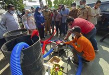 Pemerintah Bagikan 1.797 Paket Konversi untuk Nelayan dan Petani Bone