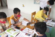 JakWifi Bantu Siswa Kelurahan Karet Tengsin Belajar Jarak Jauh