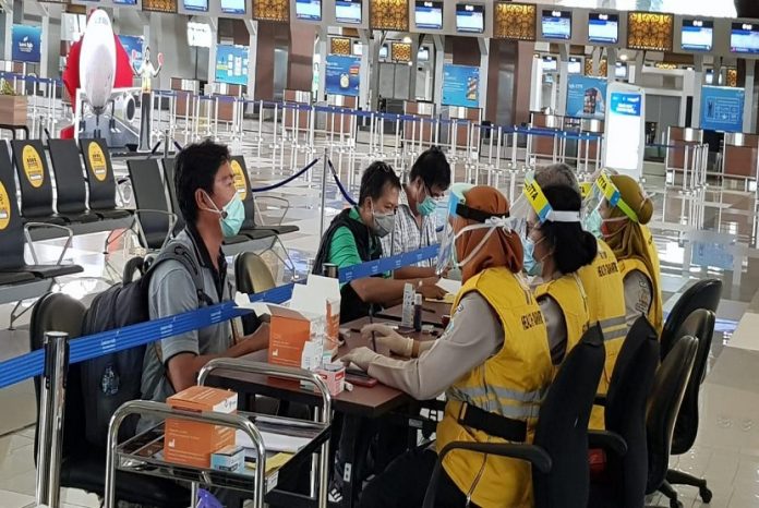 WNA Masuk ke Indonesia di Data oleh Petugas di Bandara