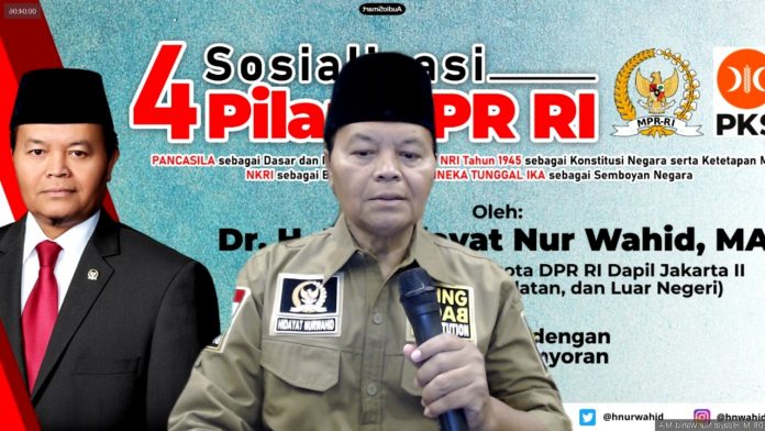 Hidayat Nur Wahid dalam sosialisasi empat pilar MPR