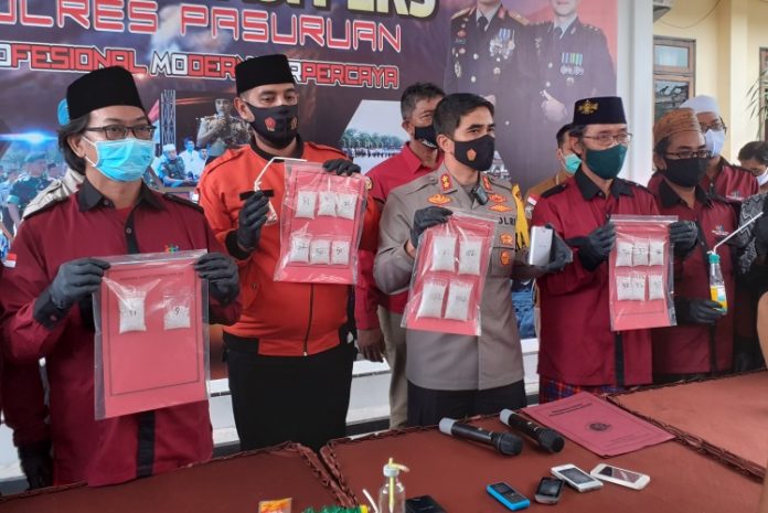 Polres-Pasuruan-Ringkus-Pengedar-Sabu