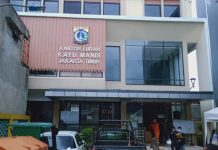 Cegah Penyebaran Covid-19, Lurah Kayu Manis Terapkan Hal Ini