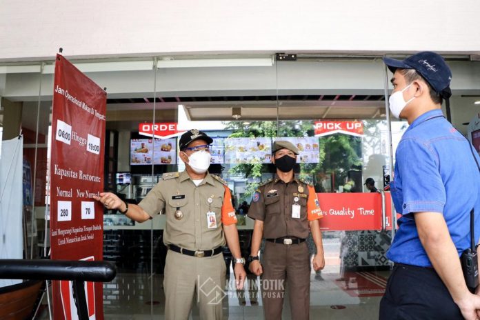 Irwandi Sidak PSBB di Salah Satu Wilayah di Jakarta Pusat Irwandi Sidak PSBB di Salah Satu Wilayah di Jakarta Pusat