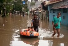 Jakarta Kebanjiran, 673 Warga Karet Tengsin Terpaksa Diungsikan
