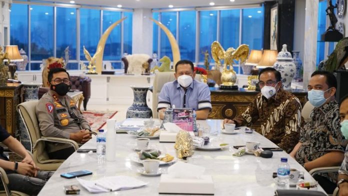 Bambang Soesatyo bersama Kakorlantas Polri Irjen Pol Istiono