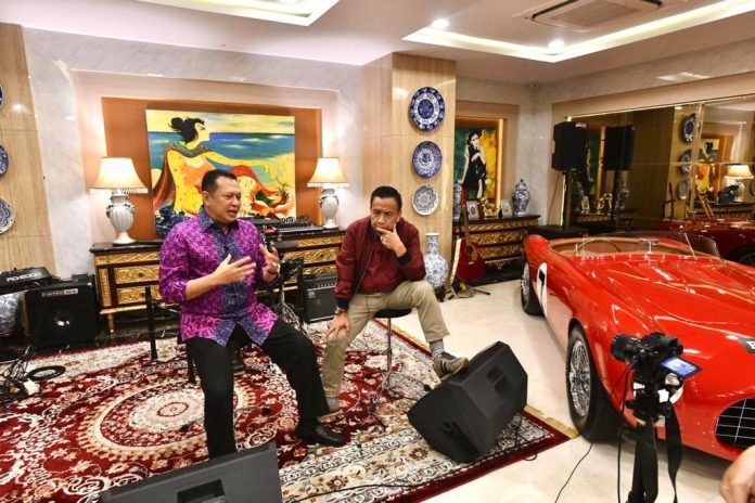 Bambang Soesatyo bersama Miing Bagito Bambang Soesatyo bersama Miing Bagito