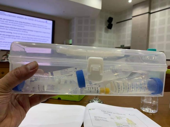 Box Berisi Vaksin Nusantara