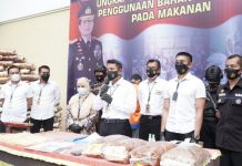 Satreskrim Polresta Sidoarjo Grebek Pabrik Kerupuk Berbahan Boraks