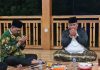 Silaturahim ke Kiai Lukman Hakim, Gus Jazil Diminta Rangkul Para Habaib Majukan NU DKI Jaziul Fawaid berdoa bersama Kiai Lukman Hakim