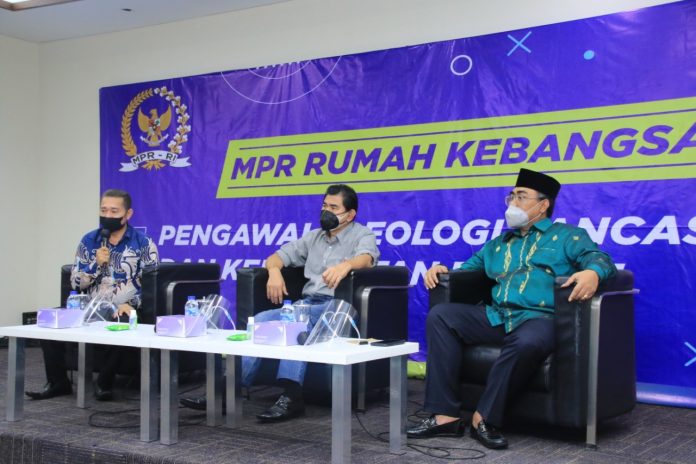 Jaziul Fawaid dan Prof Juanda dalam diskusi Empat Pilar MPR