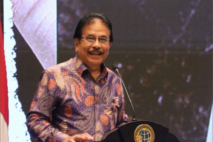 1617718342-picsay