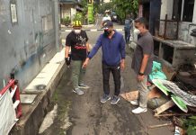 Camat Gambir Pimpin Kerja Bakti di Petojo Selatan